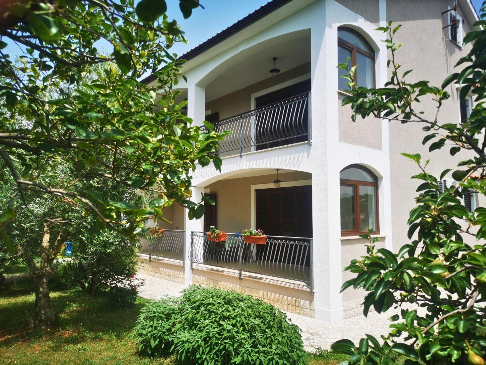 Garden Apartment Maria Vrsar Luaran gambar